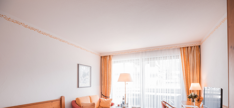 Schüle's Gesundheitsresort & Spa: Lavendel mit Balkon image #2