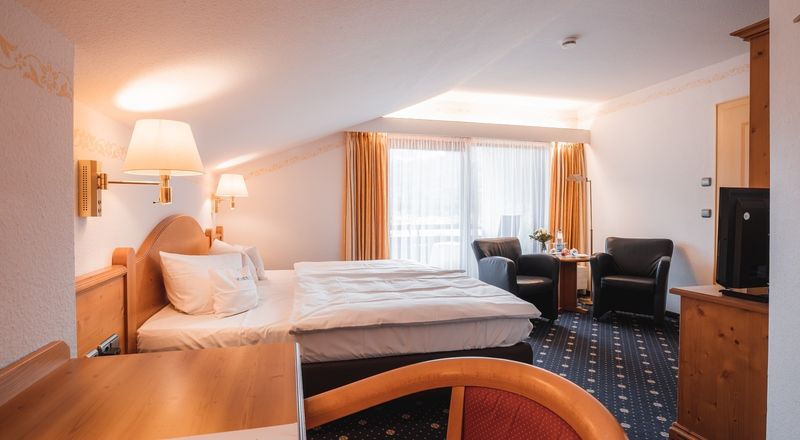 Berberitze mit Südbalkon (28 m²)