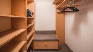 Kamille mit großem Südbalkon oder Südterrasse mit Panoramablick (48 m²) Image #2