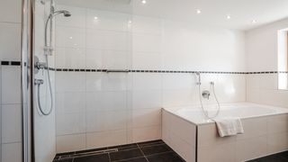 Enzian mit großem Südbalkon und Panoramablick (70 m²) Image #4