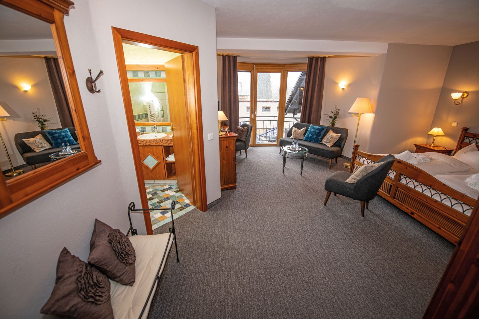 Turmzimmer image 3 - Wellnesshotel Felsenland Resort