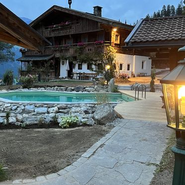 Badeteich, Bergchalet Klausner Die Hütte, Ramsau im Zillertal, Tirol, Tirol, Österreich