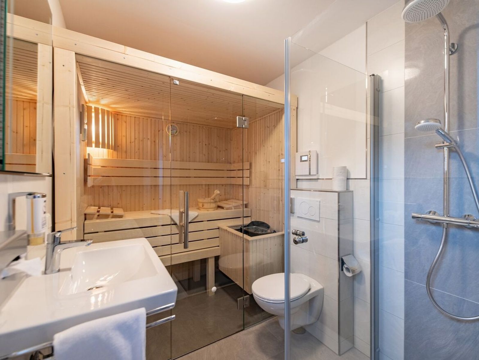 BERG CHALET image 9 - Göbel´s Seehotel Diemelsee