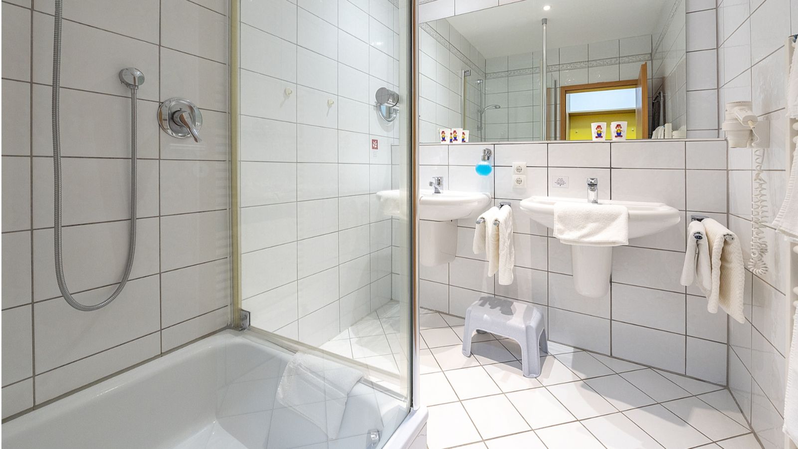 Riesig und geräumig unsere Badezimmer der Familienzimmer im Familotel Mein Krug | Familotel Fichtelgebirge FamilienKlub Krug | Mein Krug | Hotel Krug