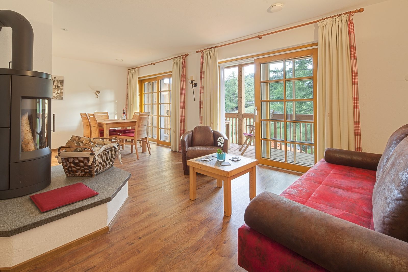 Bauernhof Chalet-Wohnung Steinbock image 1 - Familotel Allgäuer Alpen Allgäuer Berghof