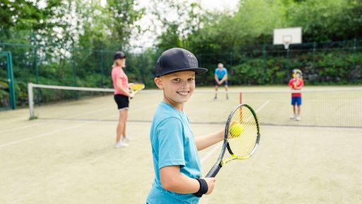 Tennisplatz - Kinderhotel Allgäuer Berghof
