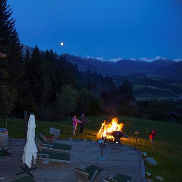 Lagerfeuer, Chalet Alpenblick, Kitzbühel, Tirol, Tirol, Österreich