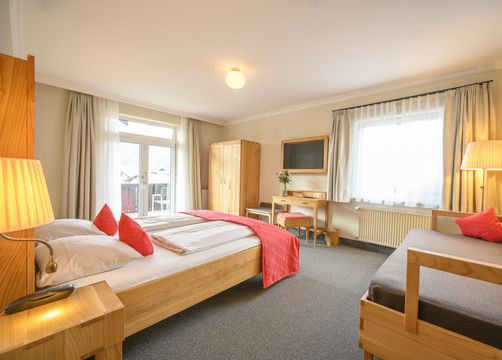 Biohotel & Bierbrauerei Garmischer Hof : Doppelzimmer Superior - Garmischer Hof, Garmisch-Partenkirchen, Alpenvorland, Bayern, Deutschland