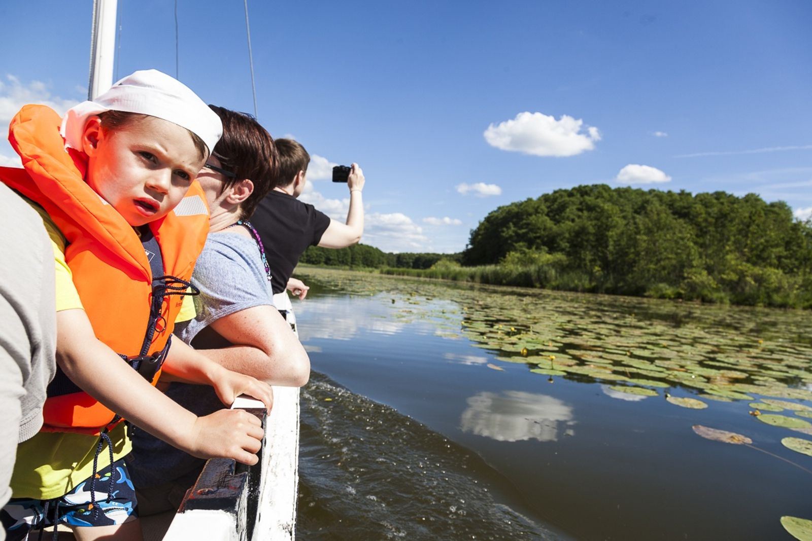 Piratenurlaub inkl. Floßtour image 1 - Familotel Mecklenburgische Seenplatte Borchard's Rookhus