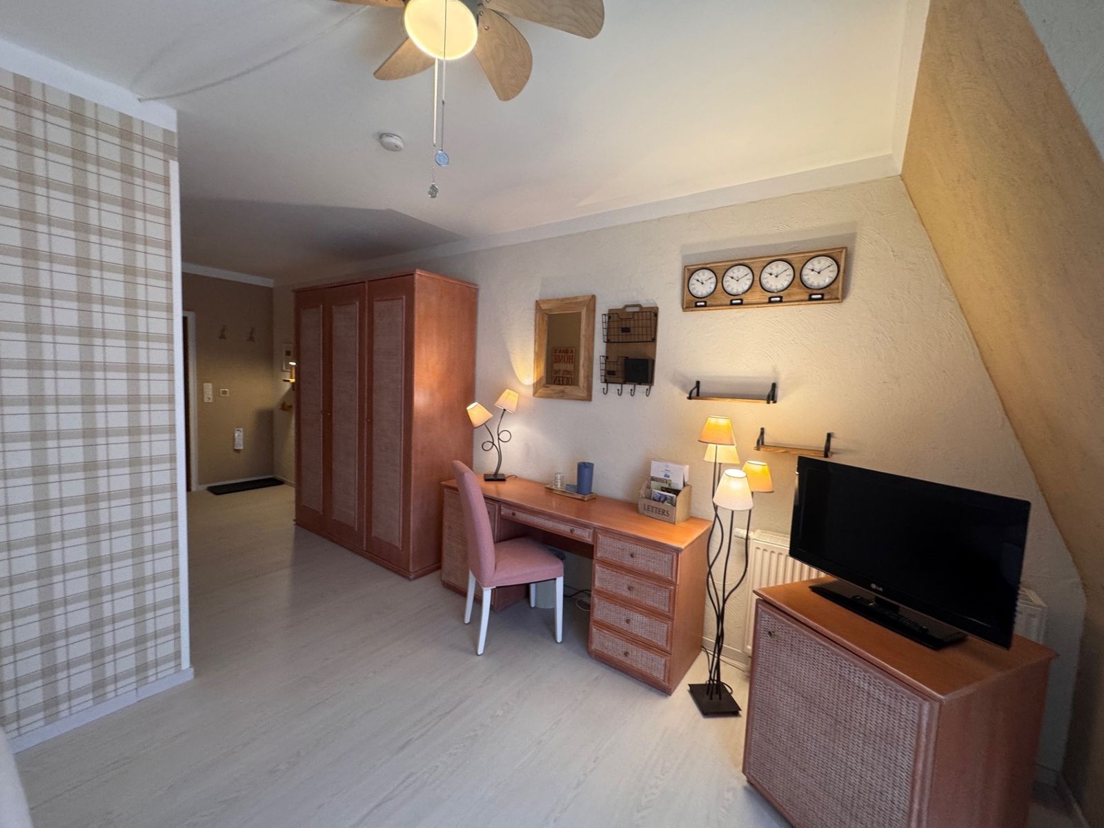 Familienappartement image 1 - Familotel Mecklenburgische Seenplatte Borchard's Rookhus