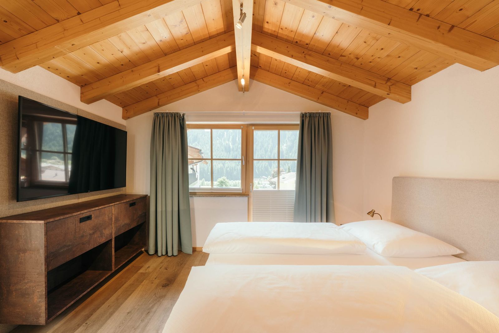 Ferienwohnung »Emma« image 3 - Familotel Stubaital Alpenhotel Kindl