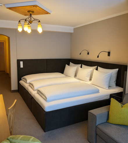 Doppelzimmer »Premium Deluxe« thumbnail 1 - Familotel Stubaital Alpenhotel Kindl