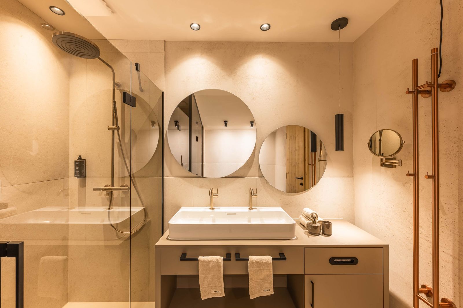 Familiensuite »Superior Zirbe« image 6 - Familotel Stubaital Alpenhotel Kindl