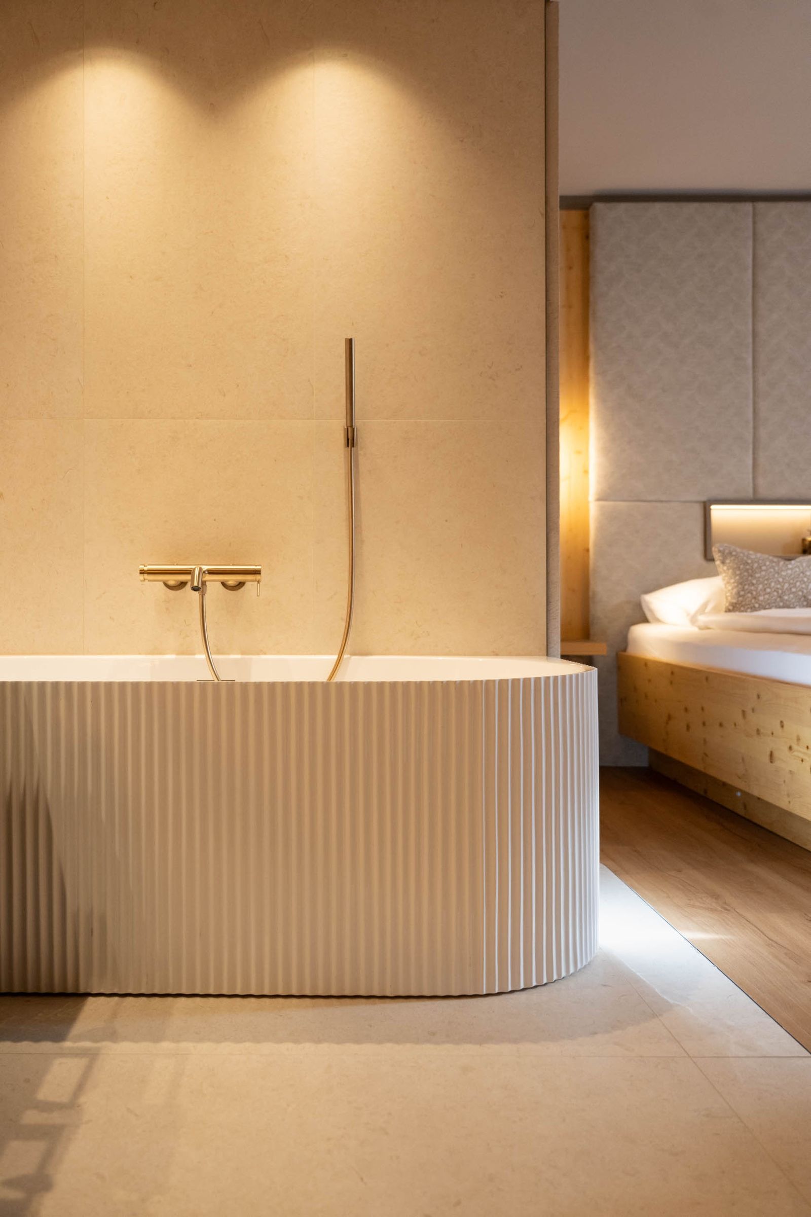 Familiensuite »Premium Zirbe mit privatem Innenhof« image 20 - Familotel Stubaital Alpenhotel Kindl