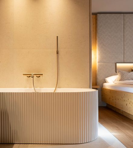 Familiensuite »Premium Zirbe mit privatem Innenhof« thumbnail 20 - Familotel Stubaital Alpenhotel Kindl