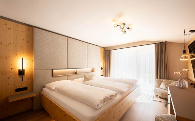 Hotel Zimmer: Familiensuite »Junior Zirbe« | 38 qm - 2-Raum