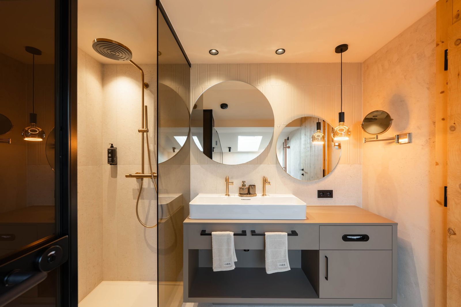 Familiensuite »Junior Zirbe« image 6 - Familotel Stubaital Alpenhotel Kindl