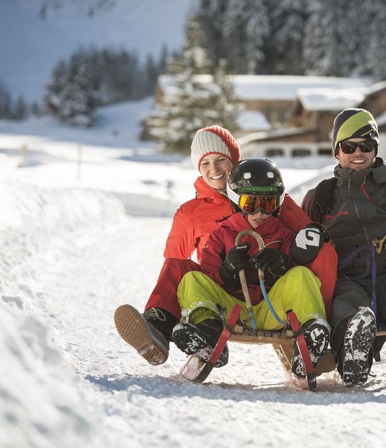 Hauptbild: Familienzeit im Schnee - Alpenhotel Kindl
