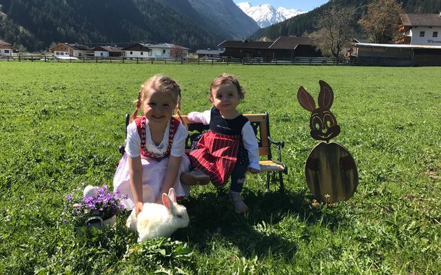 Familotel Stubaital Alpenhotel Kindl: Happy Easter