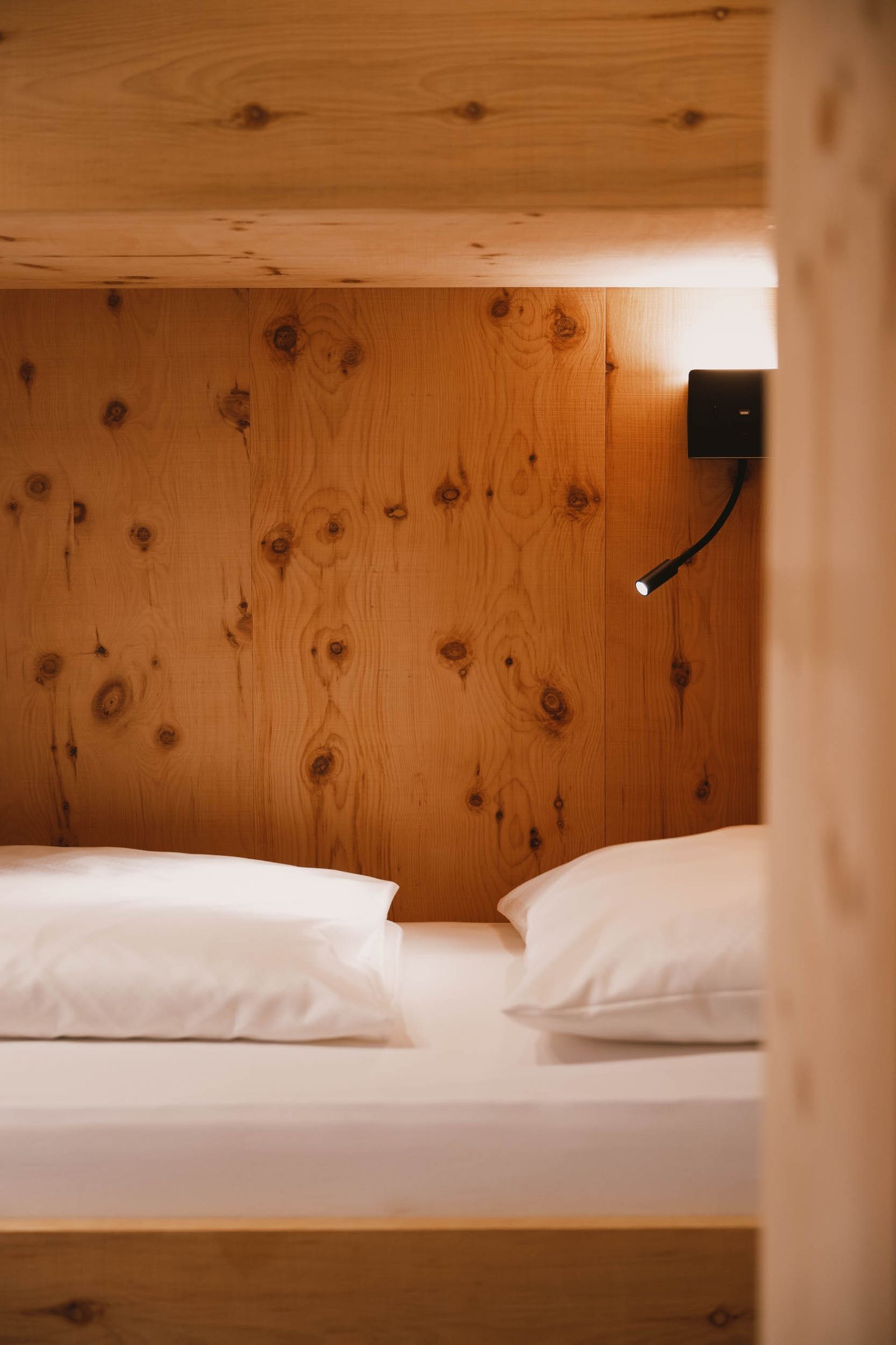 NEU! Familiensuite »Premium Zirbe« image 7 - Familotel Stubaital Alpenhotel Kindl