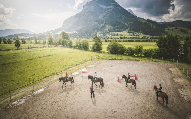 Familotel Tirol Landgut Furtherwirt: Reiten nach der Babypause!