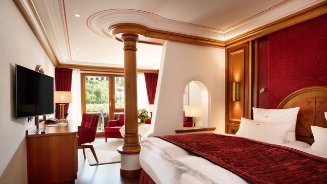 Junior Suite Vineyard Side