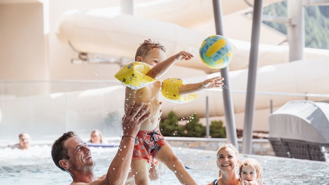 Happy Family I 1 Nacht geschenkt