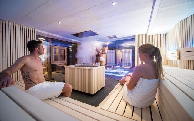 Familotel Südtirol Huber: Pilates- und Saunawoche - Wärme, Düfte & Entspannung