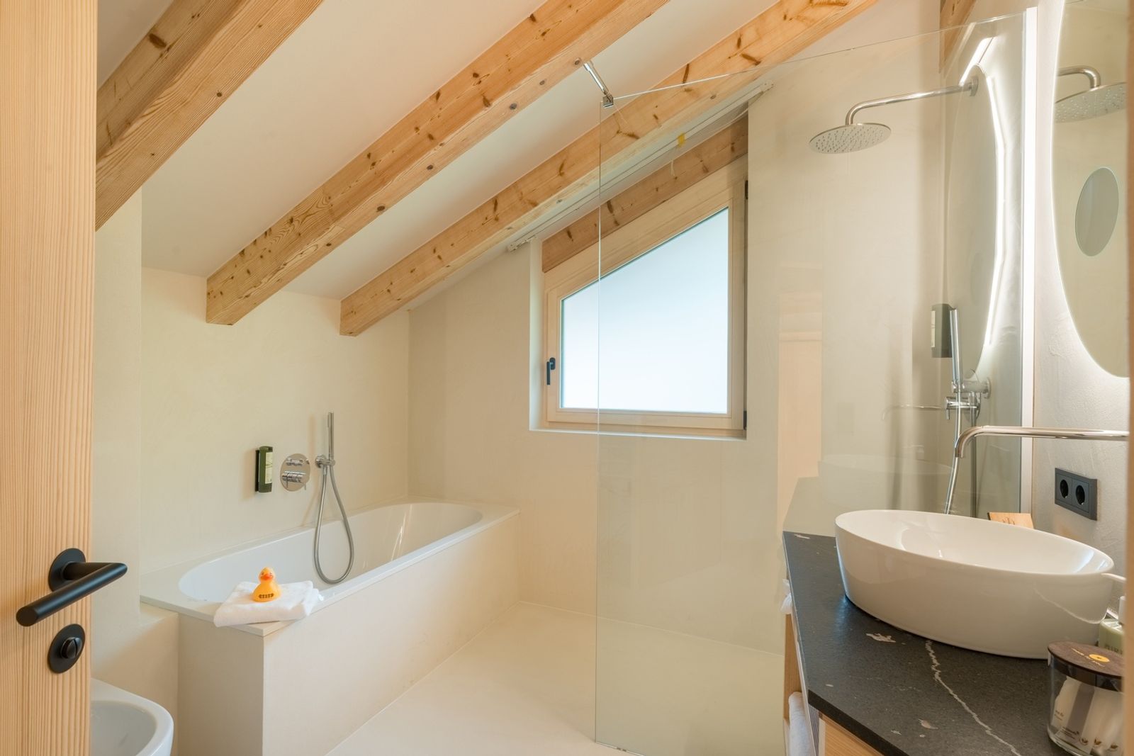 Family Suite Loft I 115 qm -4-Raum image 7 - Familotel Südtirol Huber