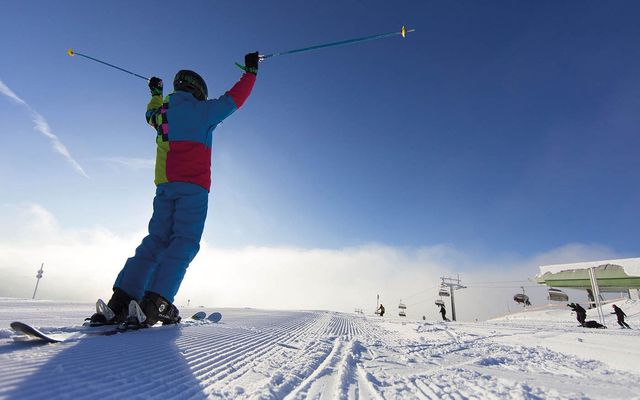 Familotel Hochschwarzwald Feldberger Hof: Familienzeit im Schnee