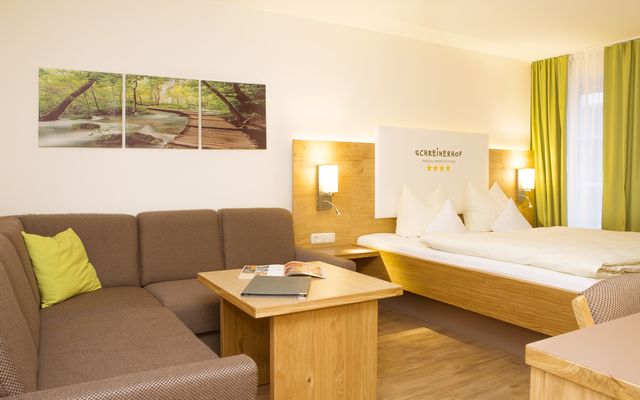 Unterkunft Zimmer/Appartement/Chalet: Family-Suite "Schreinerhof Top“ - Richtung Baustelle