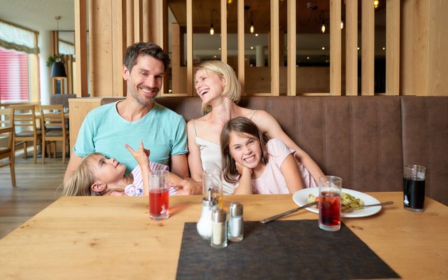 Frühlingsgefühle image 4 - Familotel Bayerischer Wald Schreinerhof