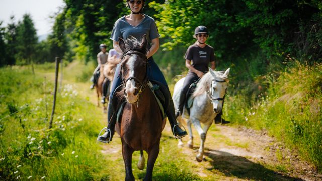 Familien-Reiturlaub für Fortgeschrittene