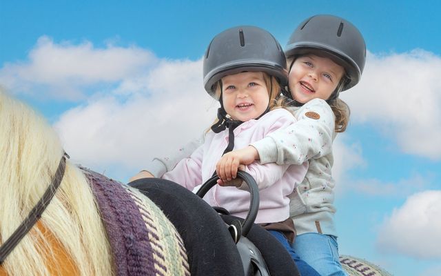 Familotel Kärnten Familien Resort Petschnighof: Family riding vacation for little beginners