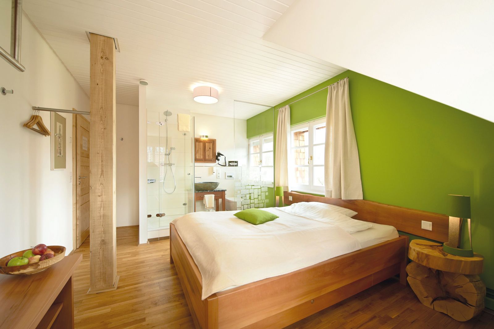 Doppelzimmer Ahorn / Elsbeere image 1 - Bio Hotel & Bio Herberge LindenGut