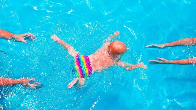 Familienauszeit inkl. gratis Babyschwimmen für Babys ab 3 Monaten