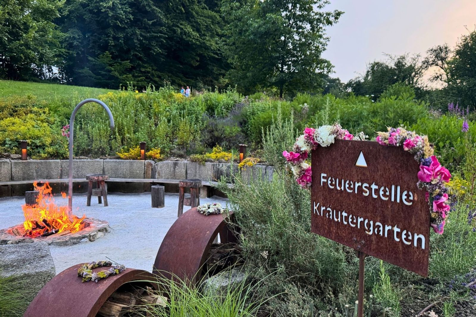 Summer solstice at the fireplace in the herb garden of the RelaxResort Kothmühle