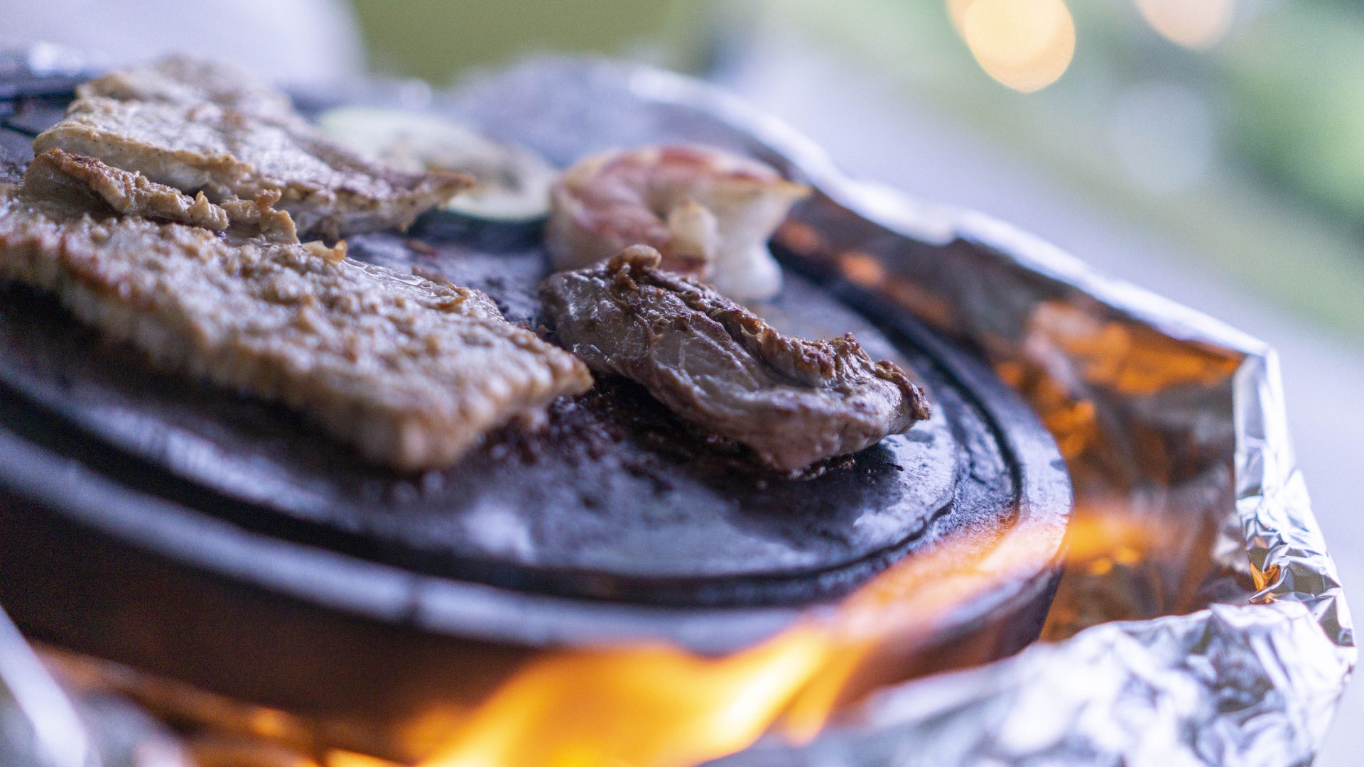 Steinplattengrillen beim Pavillondinner