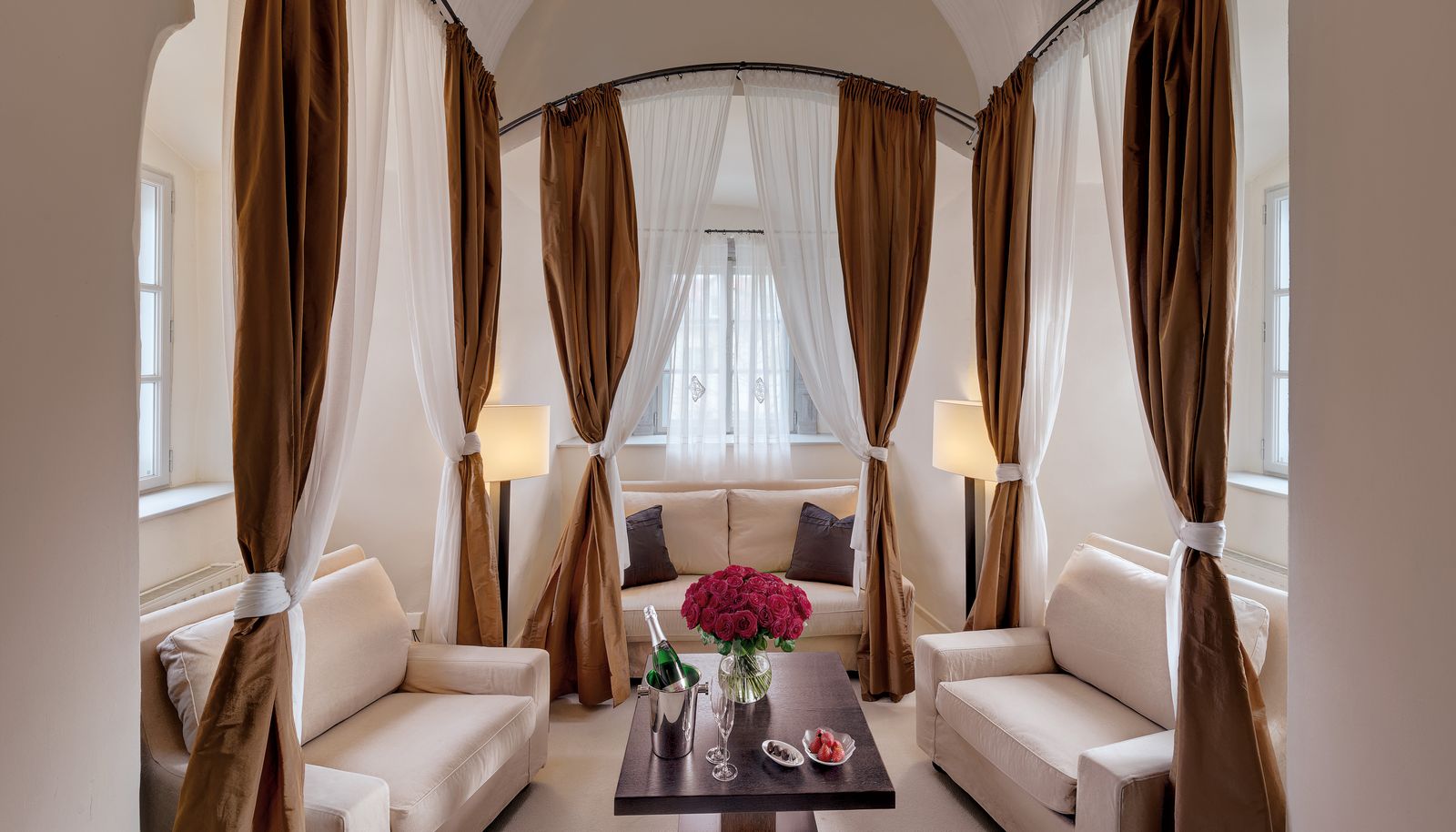 Das Schloss an der Eisenstrasse