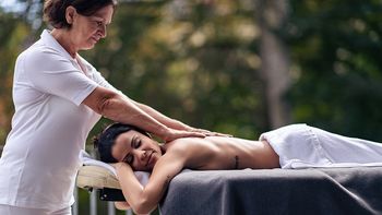 Deep relaxation massage