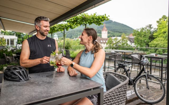 Erfrischungsgetränk nach dem Radfahren