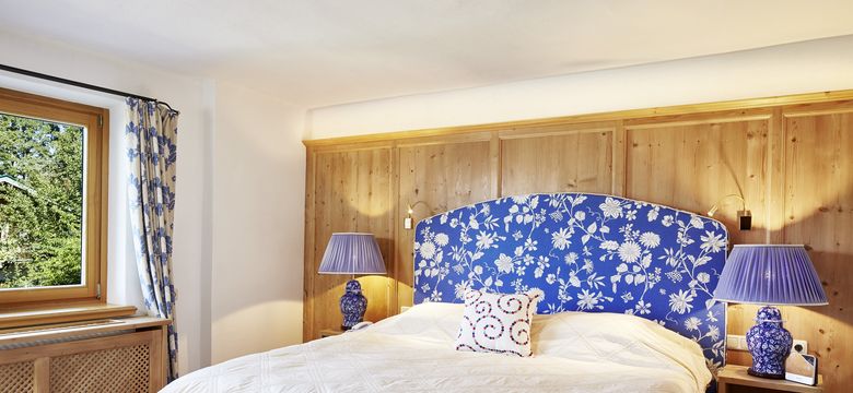 Relais & Châteaux Hotel Tennerhof: Junior Suite image #2