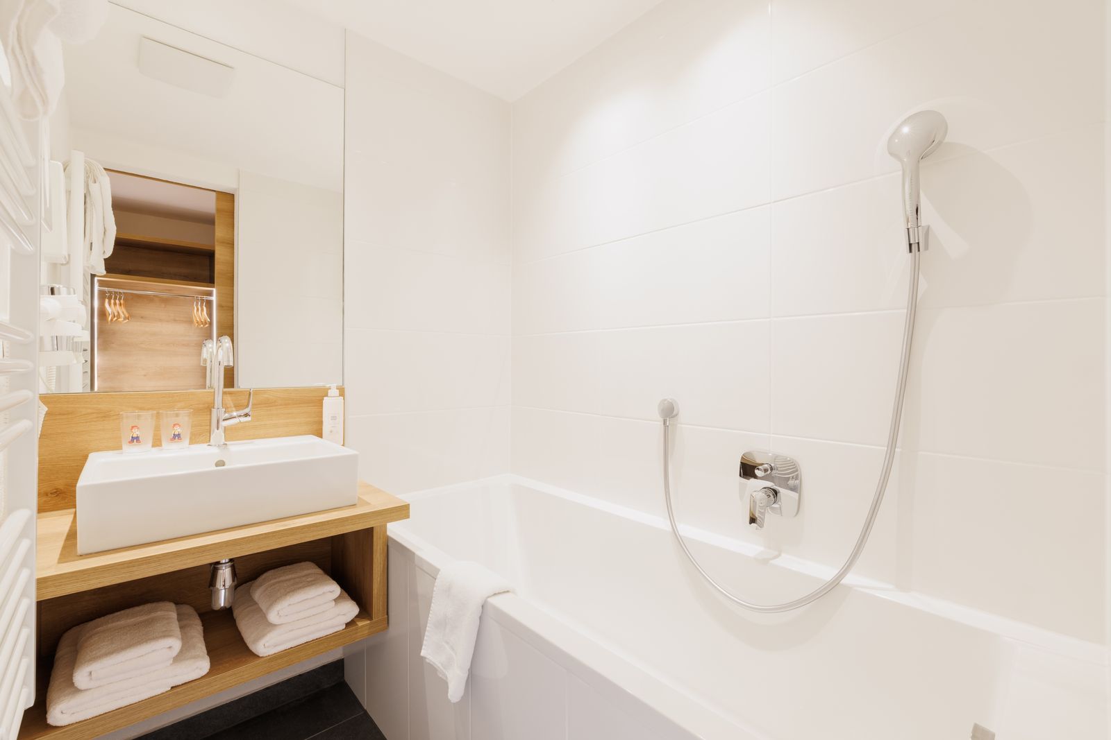 NEU Emmis Familien App. image 3 - Familotel Tiroler Zugspitzarena Kaiserhof