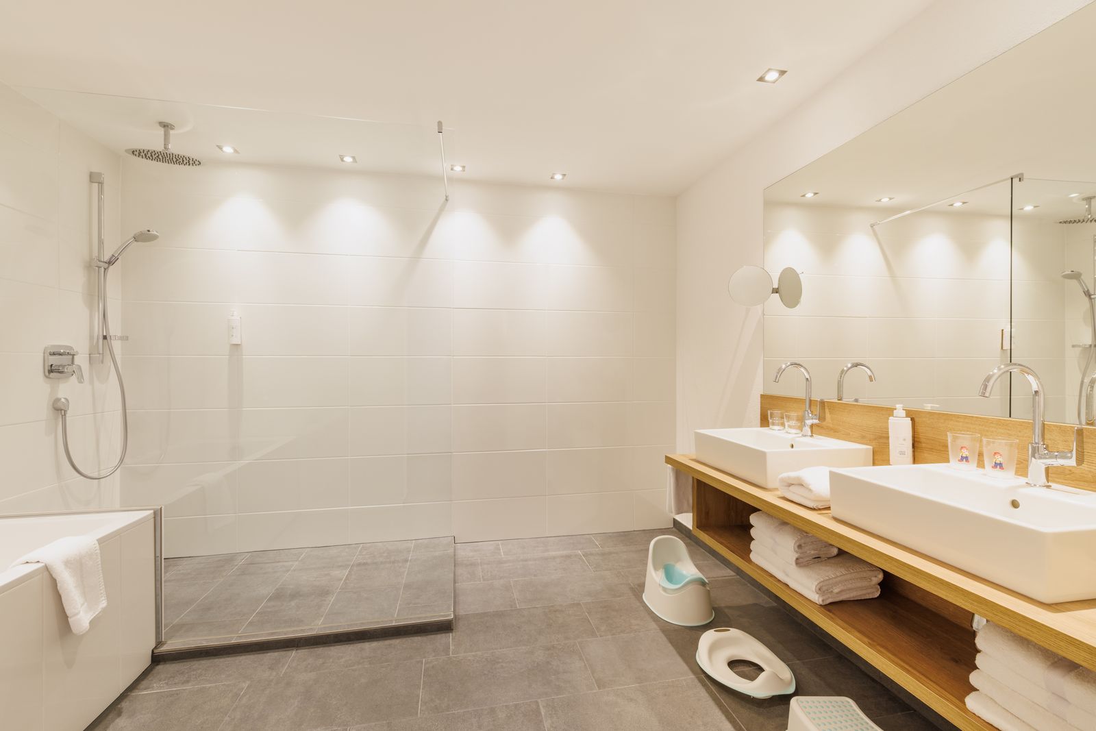 NEU Emmis Familienhöhle image 3 - Familotel Tiroler Zugspitzarena Kaiserhof