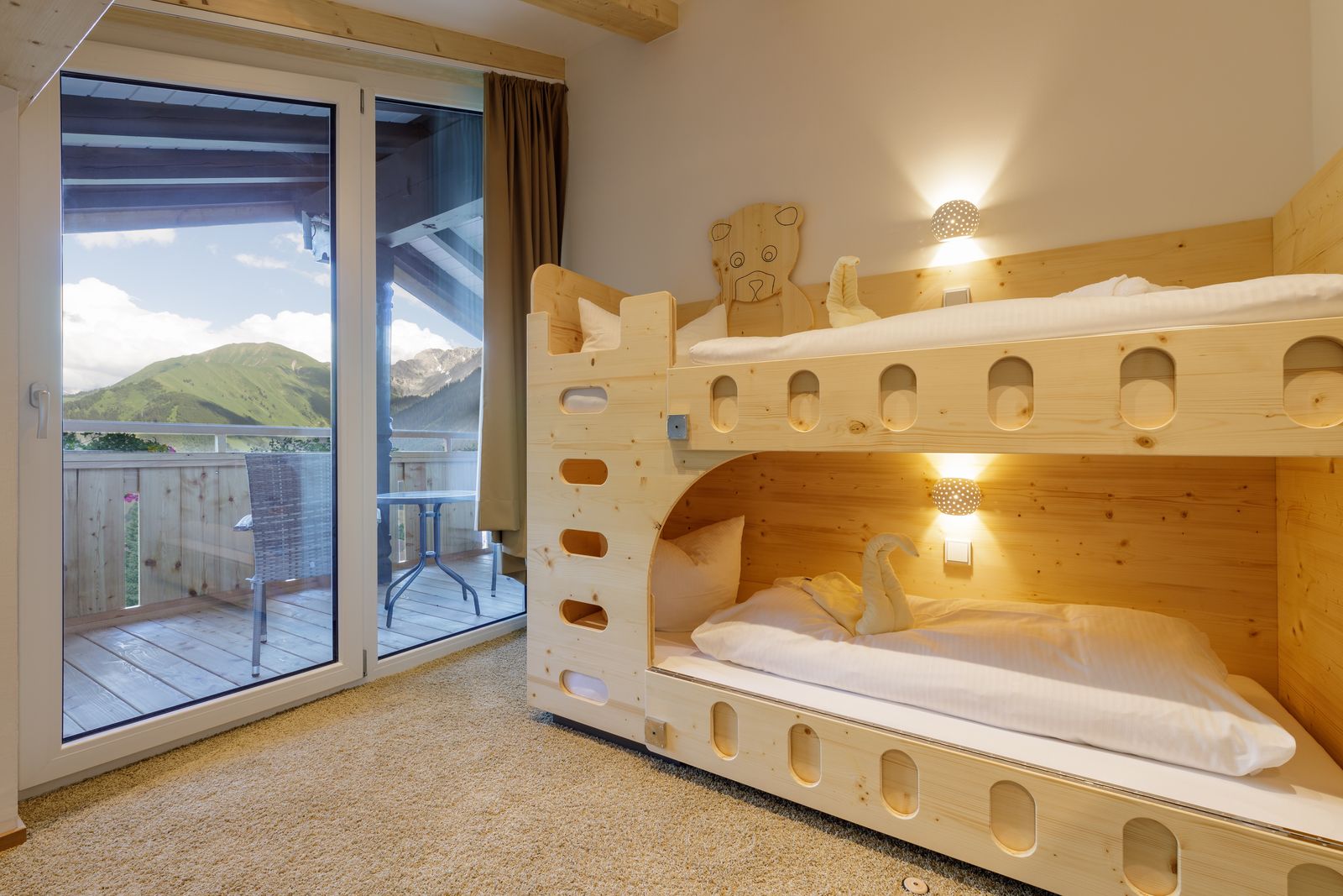 Morgenrot image 1 - Familotel Tiroler Zugspitzarena Kaiserhof