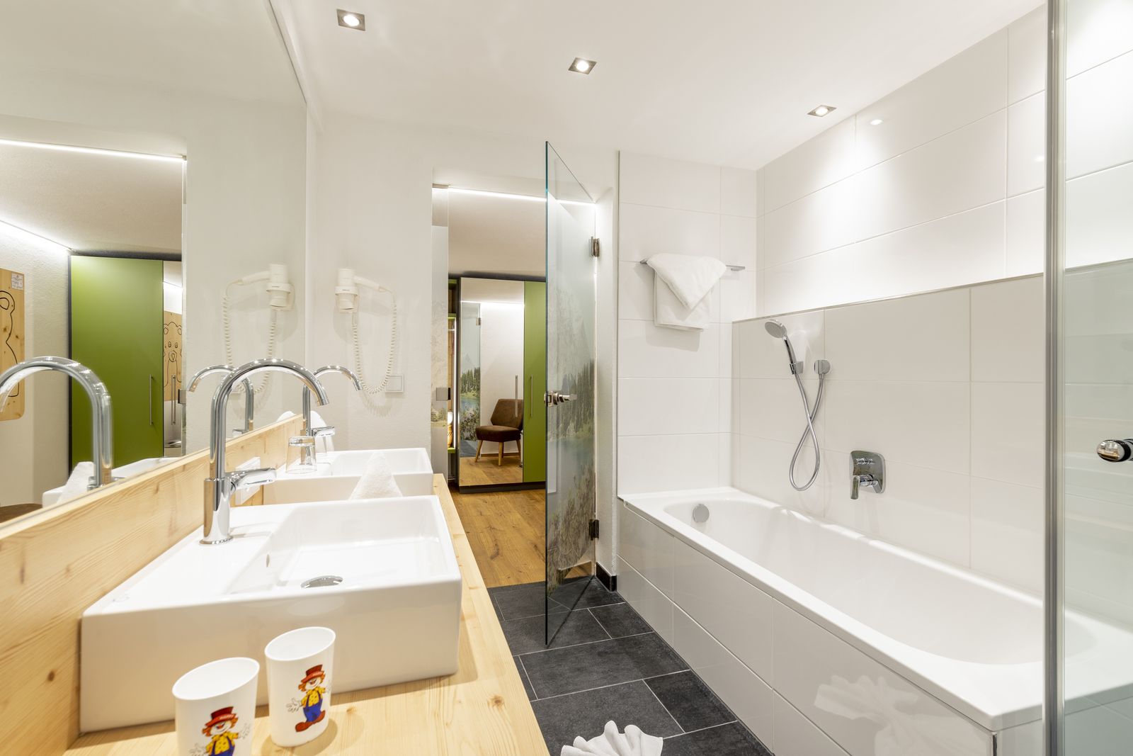 Bärtrams Familien App. image 1 - Familotel Tiroler Zugspitzarena Kaiserhof