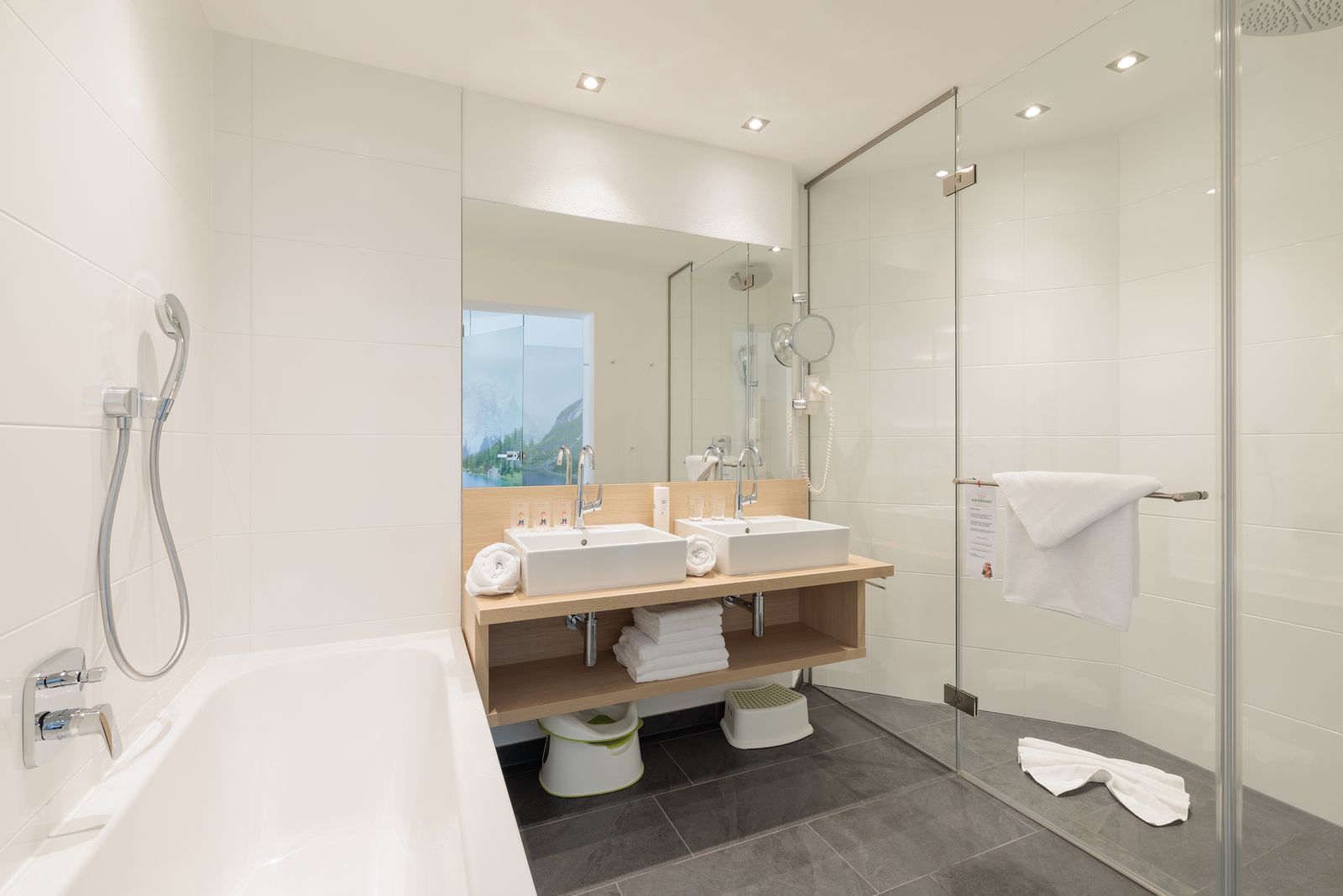 Bärtrams Familienzimmer Plus image 7 - Familotel Tiroler Zugspitzarena Kaiserhof