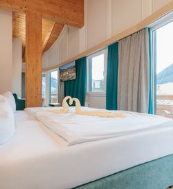 NEU Bärtrams Familienzimmer Plus image 1 - Familotel Tiroler Zugspitzarena Kaiserhof