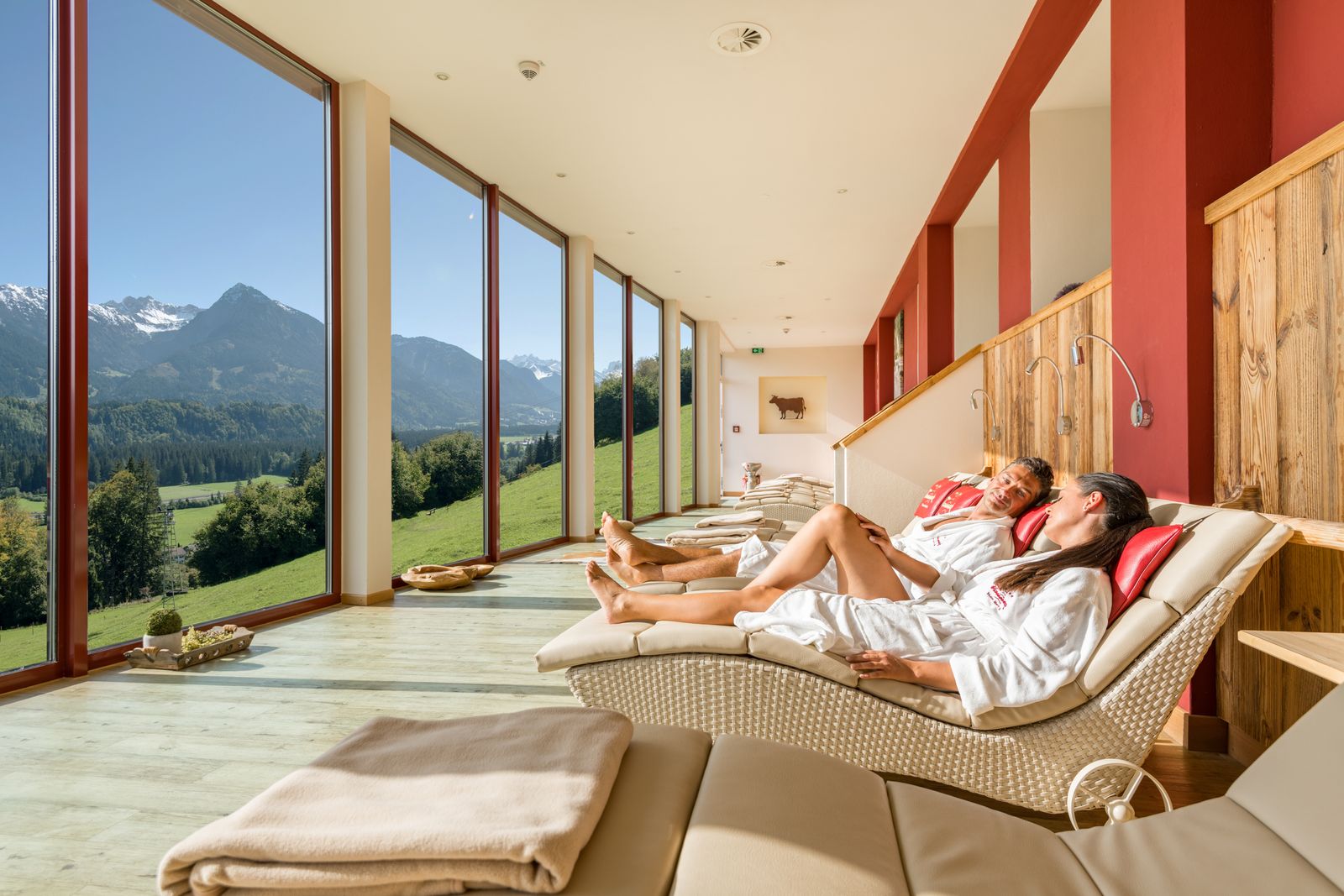 Wieder-Eröffnungsangebot  ab 5 ÜN -10%   begrenzt verfügbar!! image 2 - Allgäuhotel Tanneck