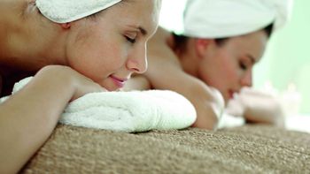 Freundinnen-Wellness: Spa & Entspannung in Bayern